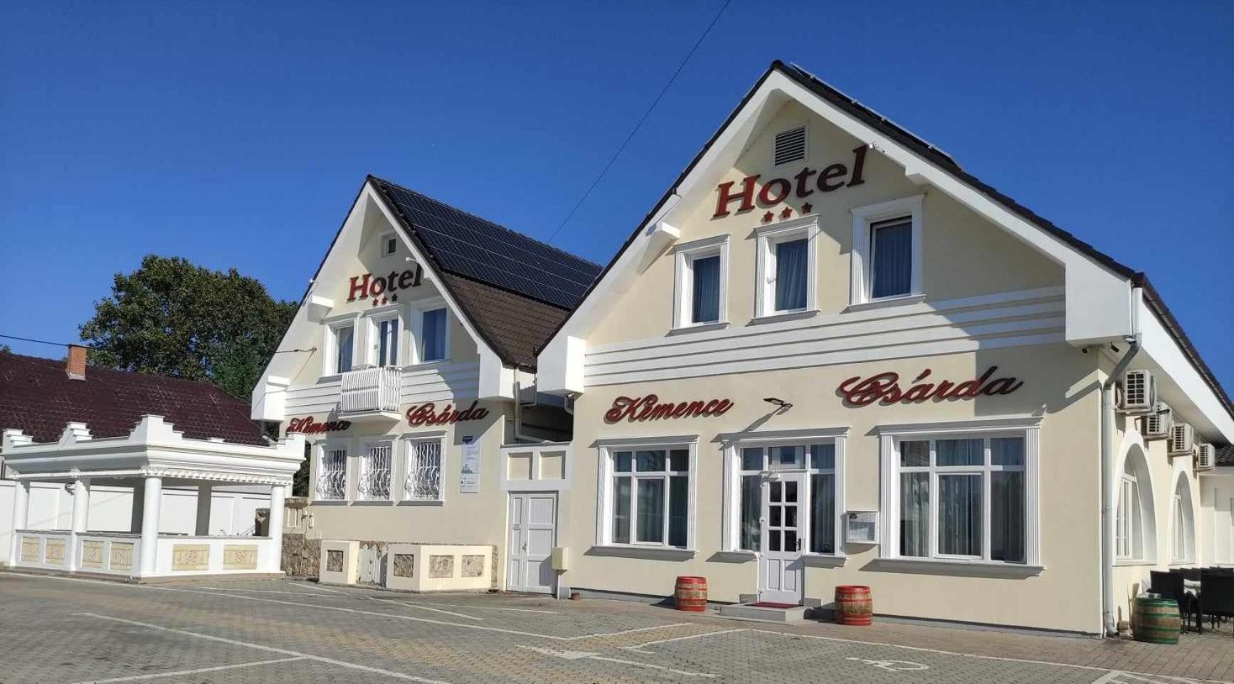 Kemence Csarda Es Szalloda Nyiregyhaza Exterior photo